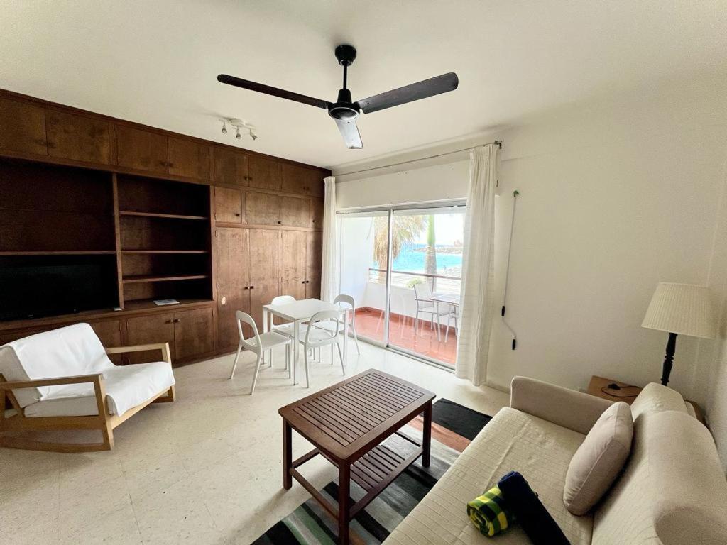 Apartamentos Playa Torrecilla Nerja Bagian luar foto