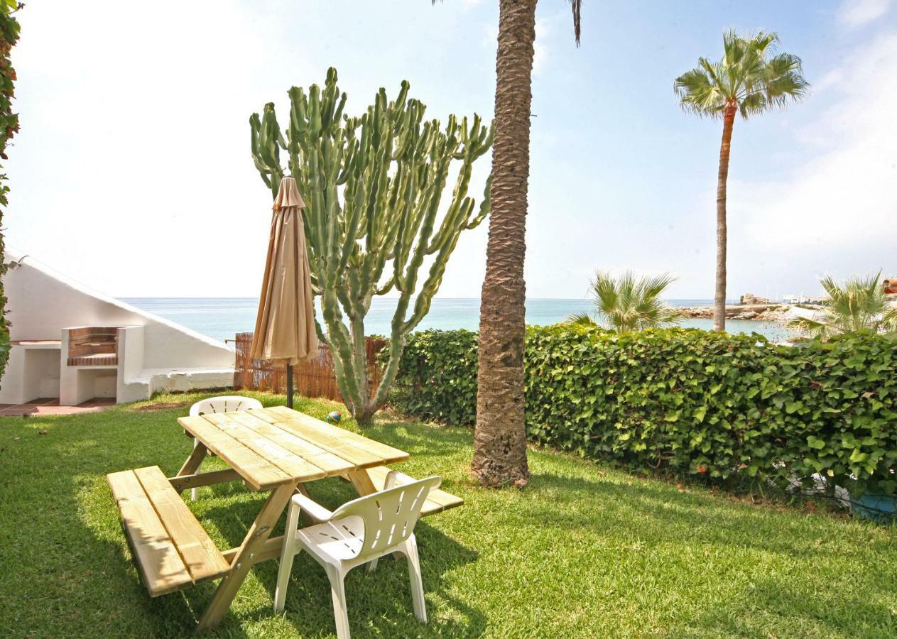 Apartamentos Playa Torrecilla Nerja Bagian luar foto